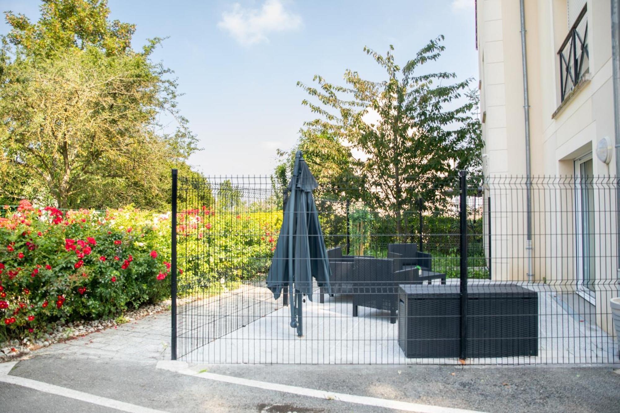 Djial - Proche De Cdg Et Du Parc Asterix Apartamento Dammartin-en-Goele Exterior foto